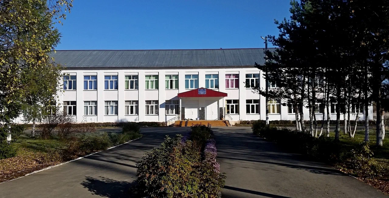 Школа с.Чапланово.